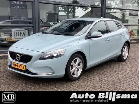Annonce VOLVO V40 Essence 2017 d'occasion 
