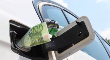 Quel carburant choisir au moment d'acheter sa voiture : essence, diesel, électrique ou hybride ?