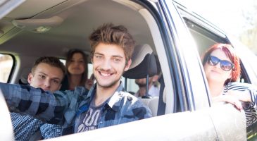 Jeune conducteur : comment payer moins cher son assurance auto ?