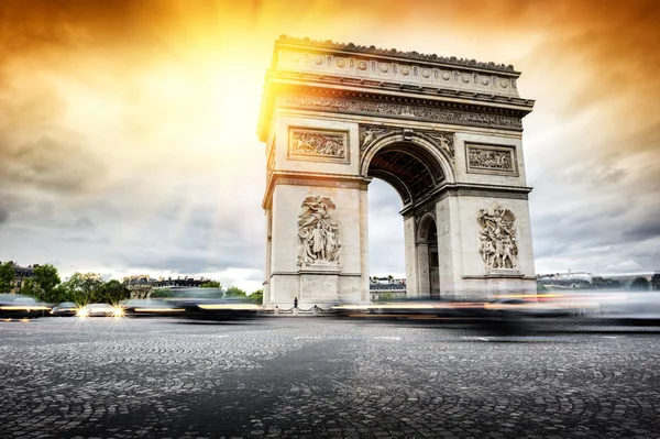 À Paris, l’interdiction de circuler pour les véhicules Crit’Air 3 a été repoussée jusqu’en juillet 2023