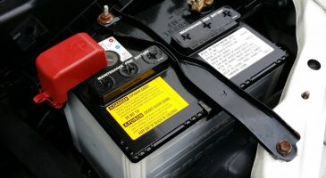 Comment changer une batterie de voiture soi-même ?