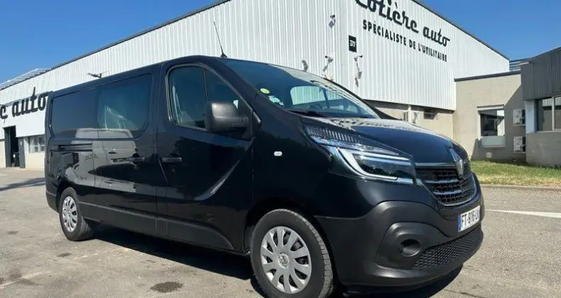 Renault Trafic l2h1 cabine approfondie 6 places edc
