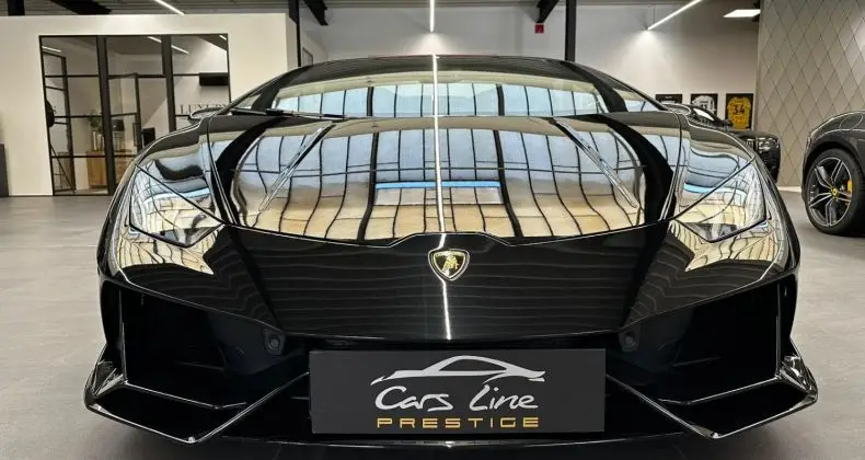 Photo 1 : Lamborghini Huracan 2022 Essence