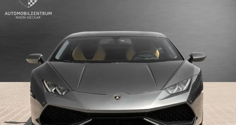 Photo 1 : Lamborghini Huracan 2016 Petrol