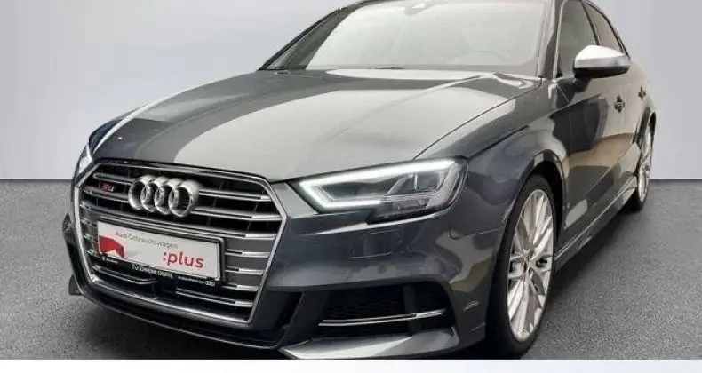 Photo 1 : Audi S3 2019 Petrol