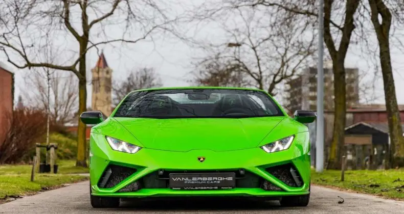 Photo 1 : Lamborghini Huracan 2021 Petrol