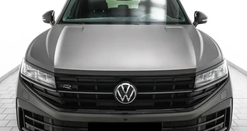 Photo 1 : Volkswagen Touareg 2024 Hybrid