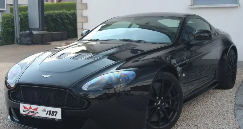 Photo 1 : Aston Martin V12 2015 Petrol
