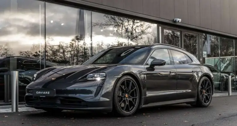 Photo 1 : Porsche Taycan 2023 Electric