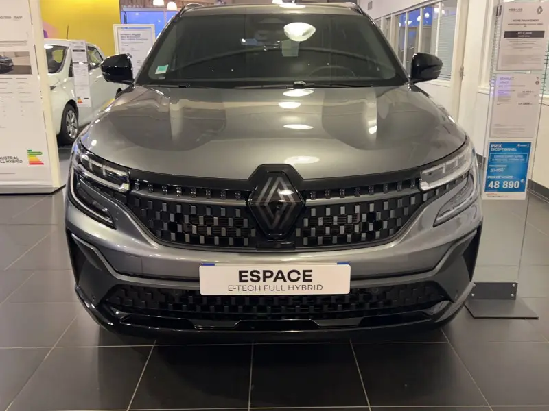 Photo 1 : Renault Espace 2023 Essence