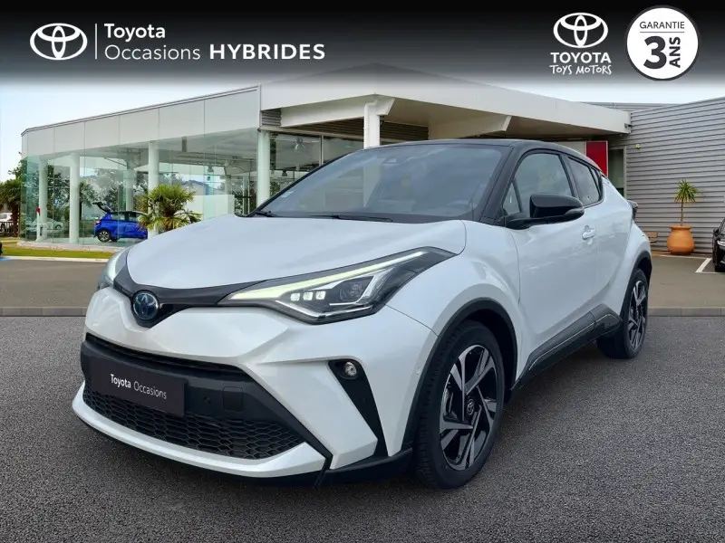 Photo 1 : Toyota C-hr 2023 Petrol