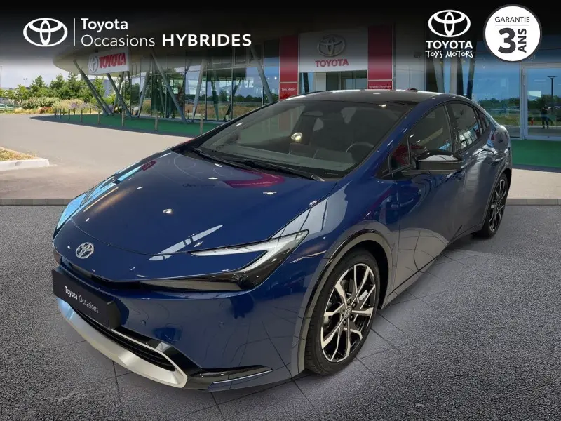 Photo 1 : Toyota Prius 2024 Petrol