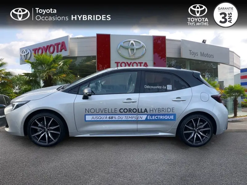 Photo 1 : Toyota Corolla 2024 Petrol