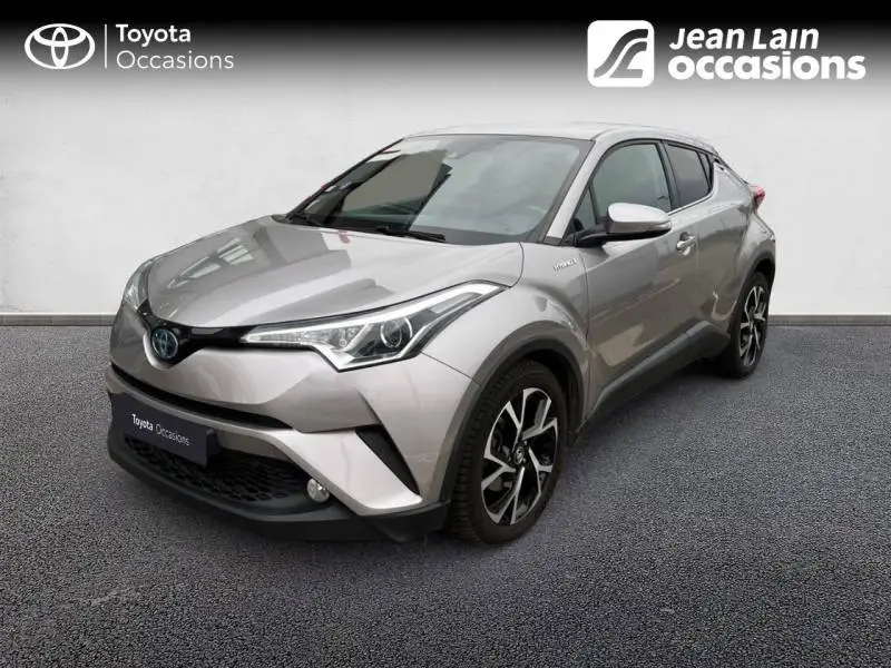 Photo 1 : Toyota C-hr 2018 Petrol