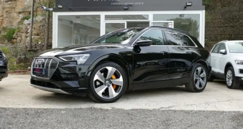 Photo 1 : Audi E-tron 2018 Électrique