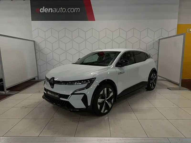 Photo 1 : Renault Megane 2024 Électrique