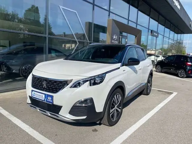 Photo 1 : Peugeot 3008 2019 Petrol