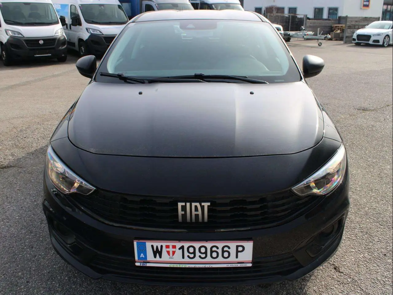 Photo 1 : Fiat Tipo 2023 Petrol