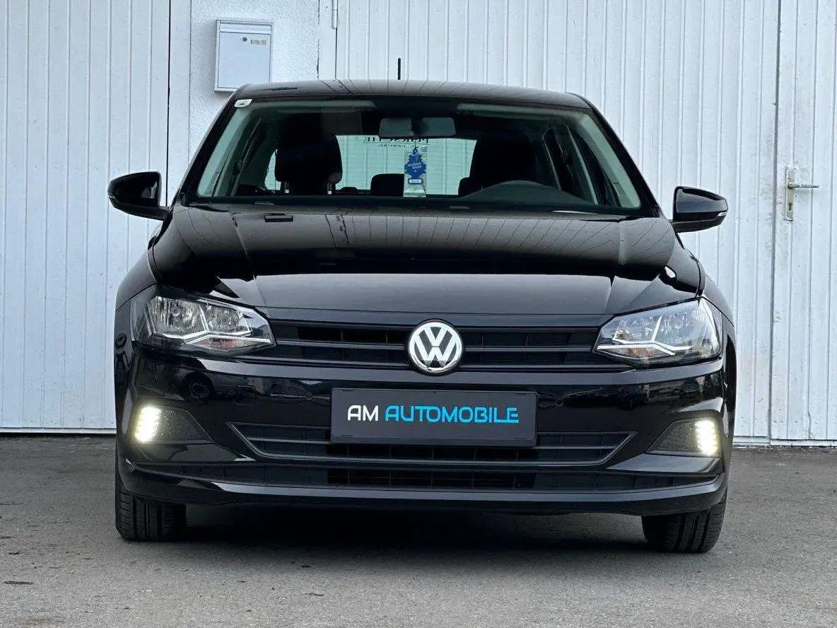 Photo 1 : Volkswagen Polo 2019 Petrol
