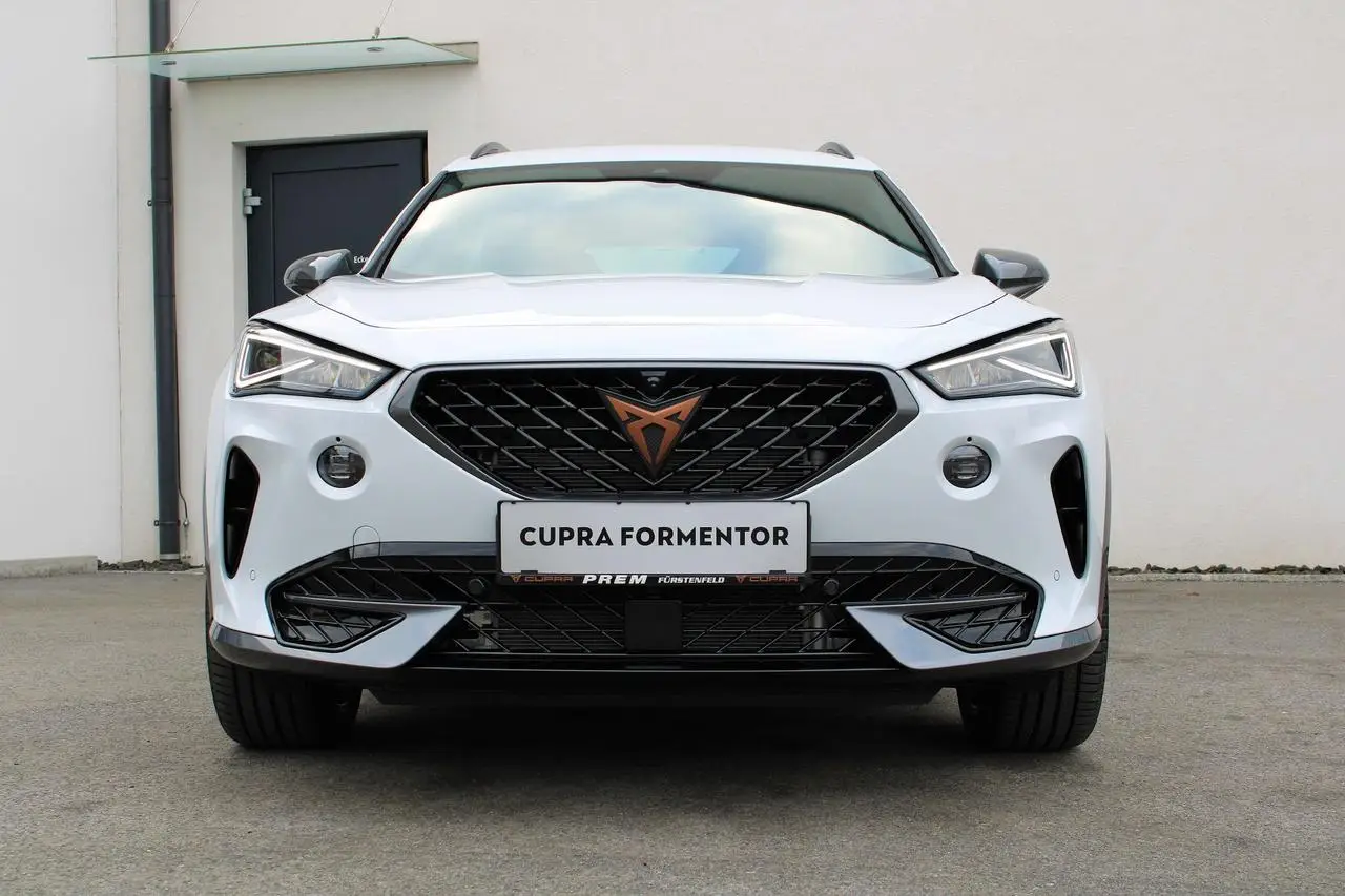 Photo 1 : Cupra Formentor 2023 Hybrid