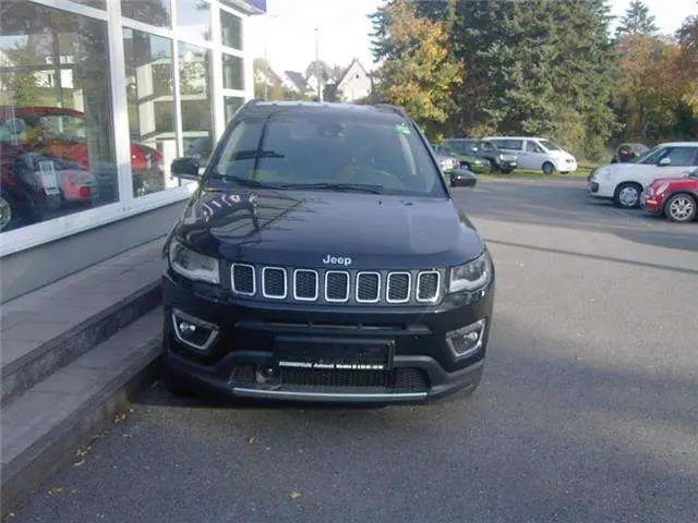 Photo 1 : JEEP COMPASS Limited 4WD (MP)