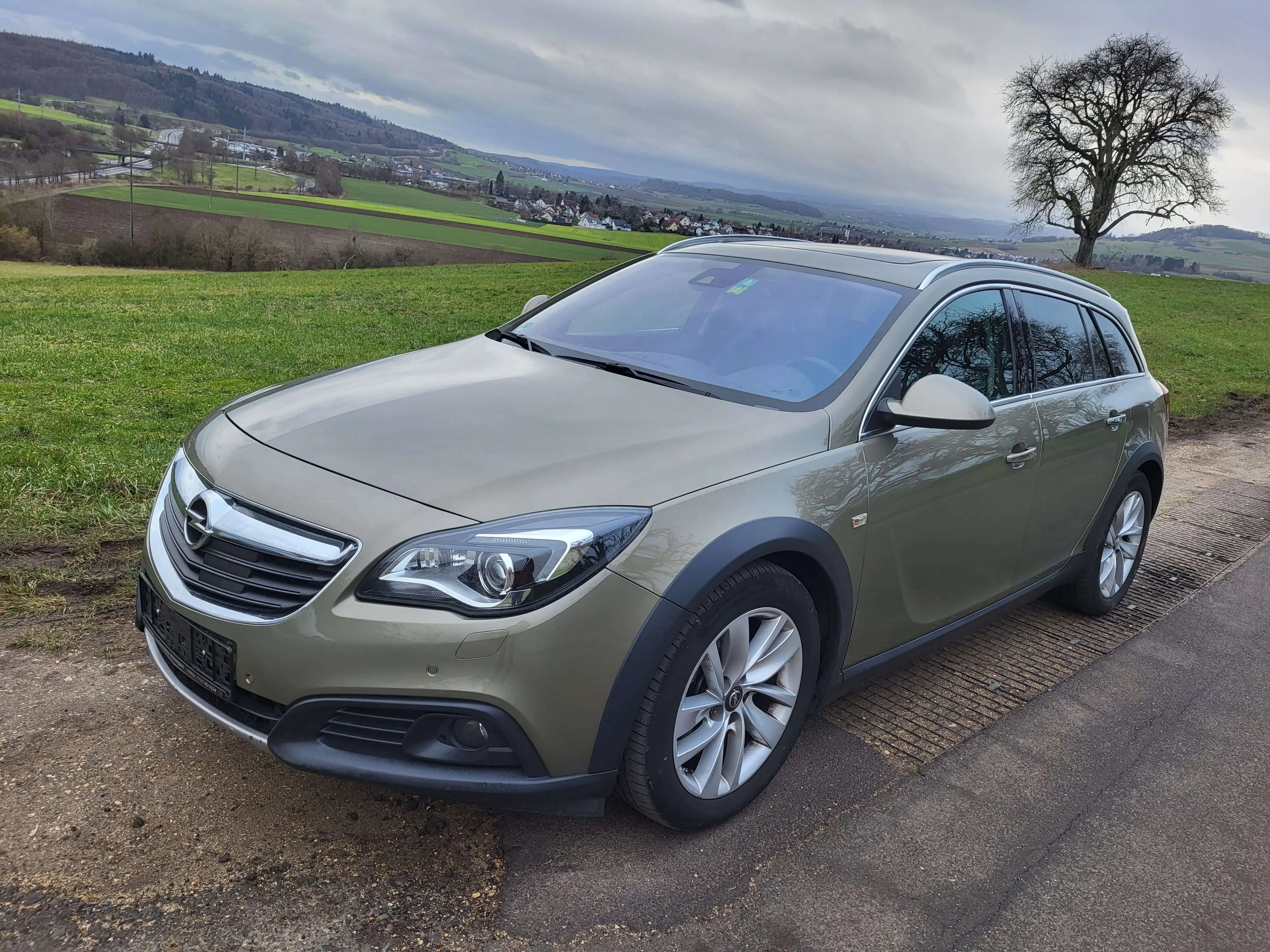 Photo 1 : Opel Insignia 2015 Diesel