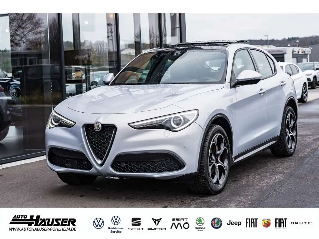 Photo 1 : Alfa Romeo Stelvio 2022 Petrol