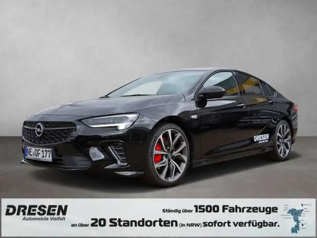 Photo 1 : Opel Insignia 2022 Essence