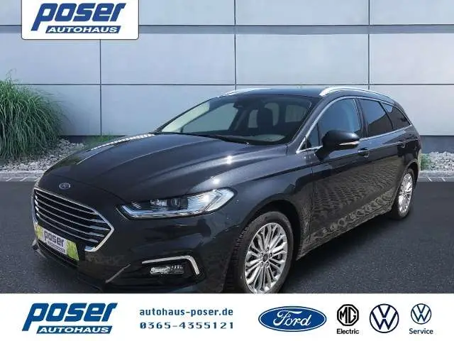 Photo 1 : Ford Mondeo 2021 Essence