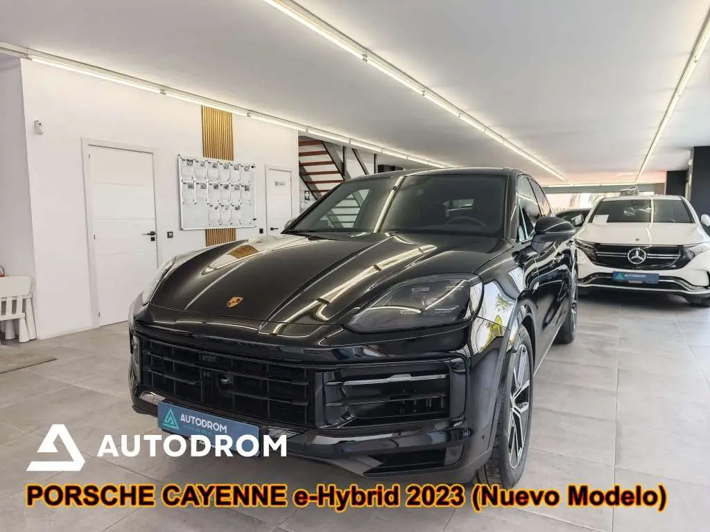 Photo 1 : Porsche Cayenne 2023 Hybride