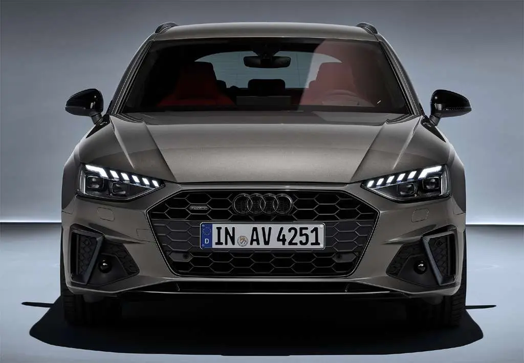 Photo 1 : Audi A4 2024 Diesel