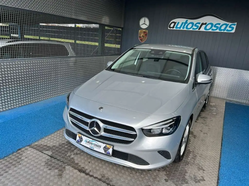 Photo 1 : Mercedes-benz Classe B 2021 Petrol
