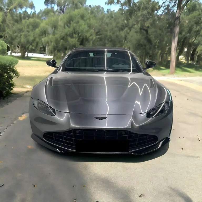 Photo 1 : Aston Martin Vantage 2024 Petrol