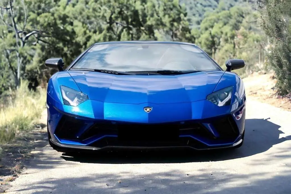 Photo 1 : Lamborghini Aventador 2019 Petrol