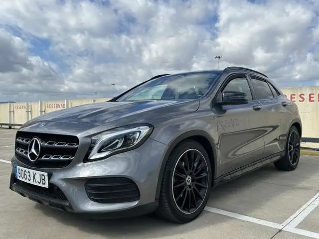 Photo 1 : Mercedes-benz Classe Gla 2018 Petrol