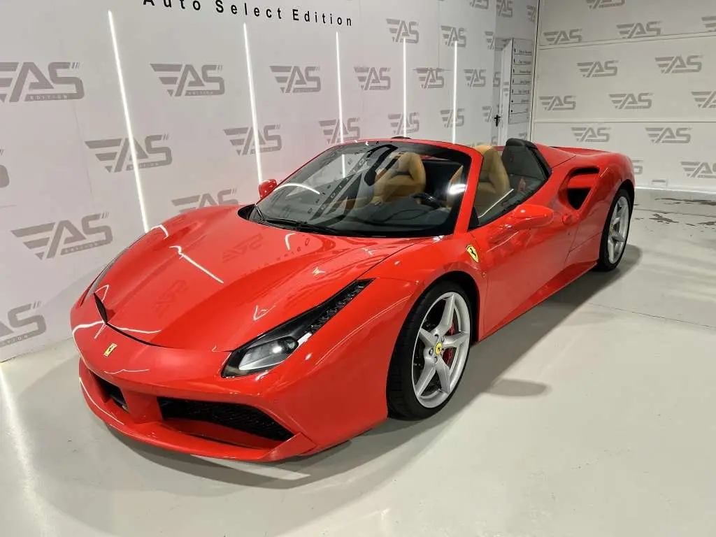 Photo 1 : Ferrari 488 2017 Petrol