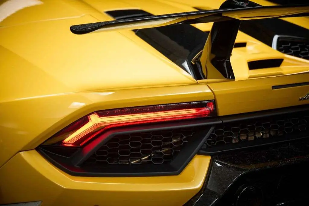 Photo 1 : Lamborghini Huracan 2019 Essence