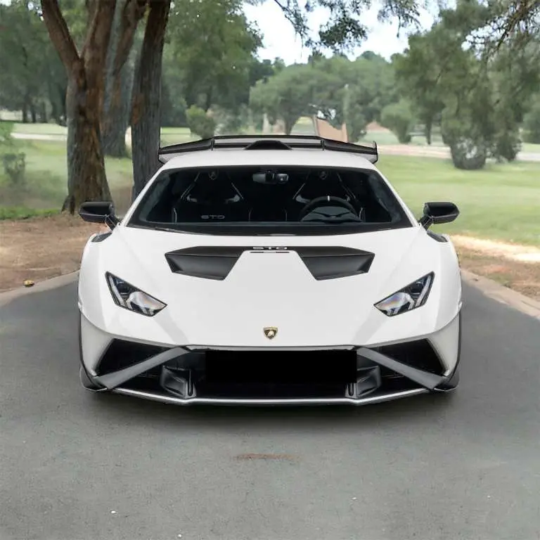 Photo 1 : Lamborghini Huracan 2021 Essence