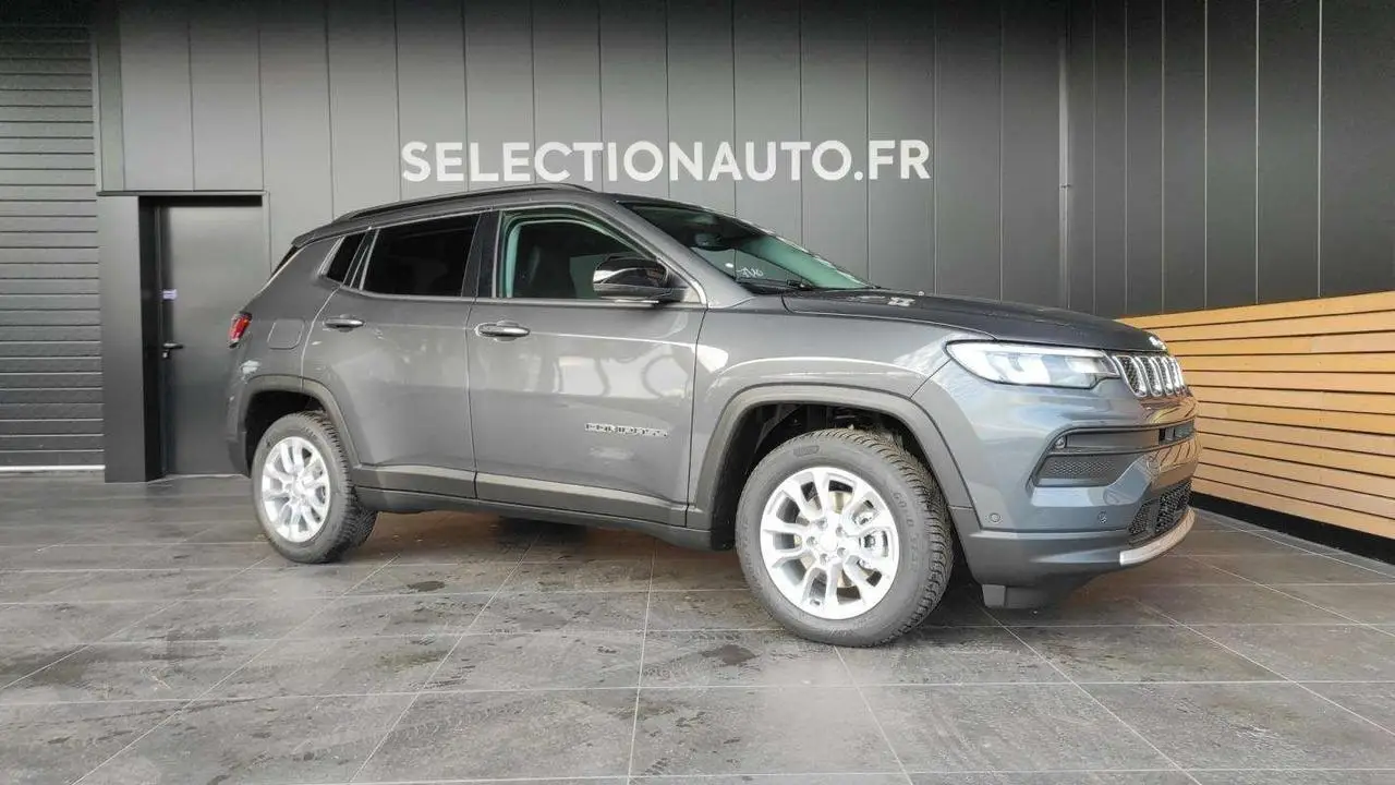 Photo 1 : Jeep Compass 2022 Others