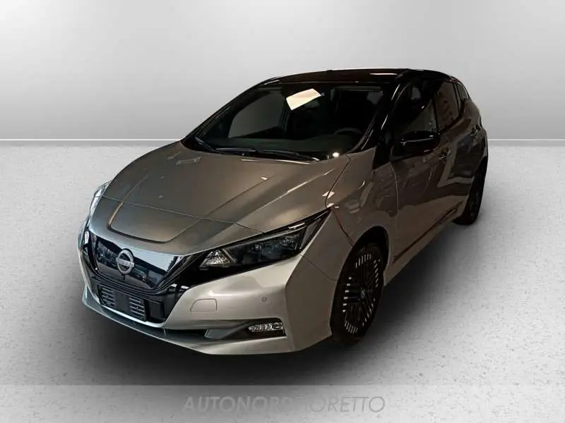 Photo 1 : Nissan Leaf 2024 Électrique