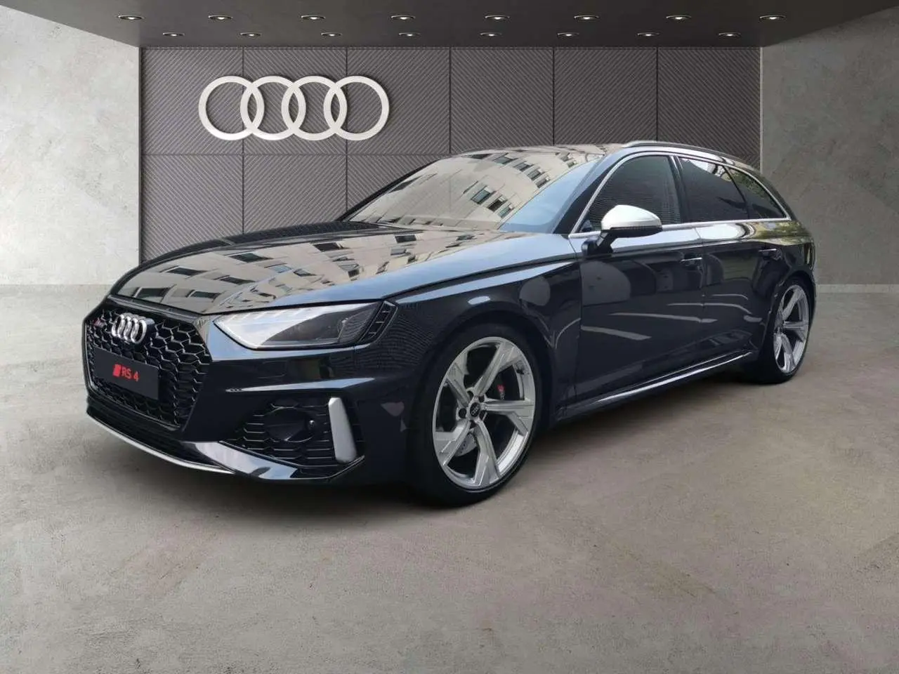 Photo 1 : Audi Rs4 2024 Petrol