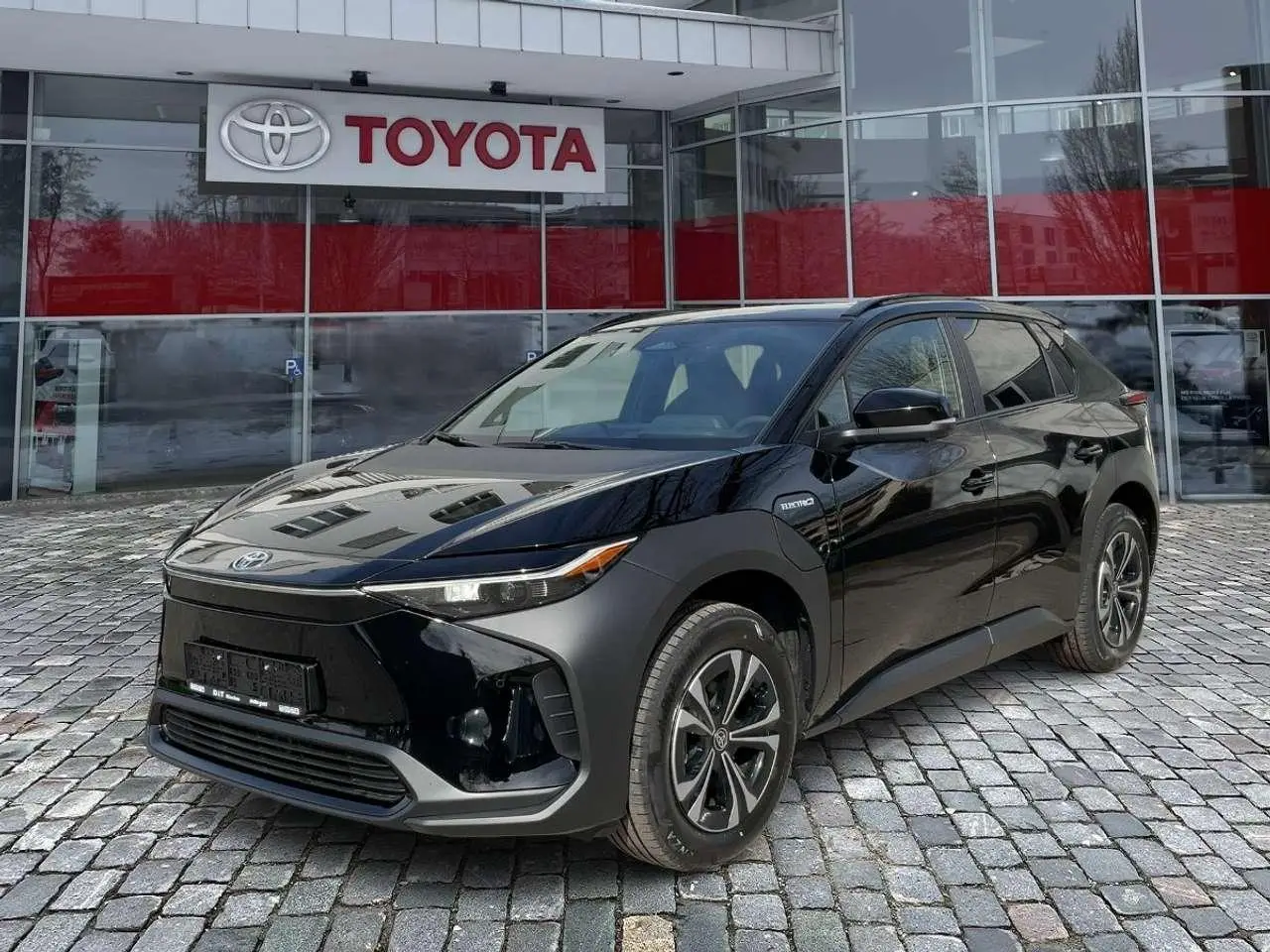 Photo 1 : Toyota Bz4x 2024 Électrique
