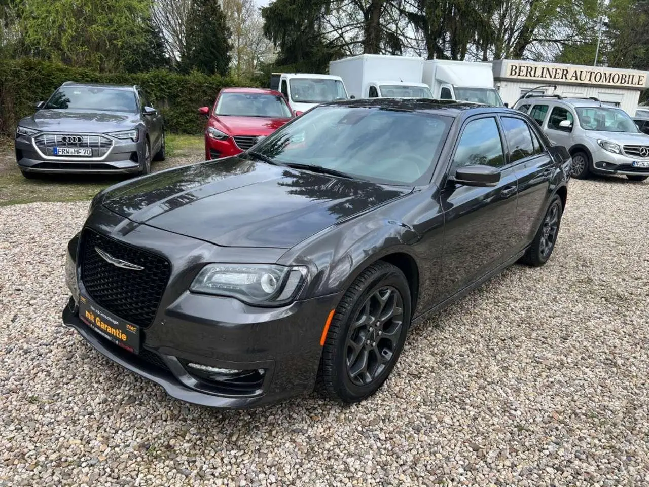 Photo 1 : Chrysler 300c 2018 Petrol