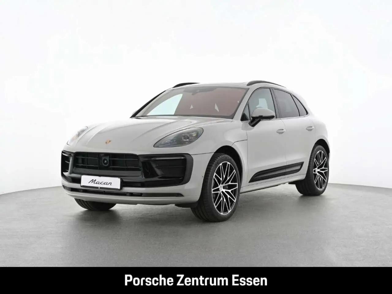 Photo 1 : Porsche Macan 2024 Essence