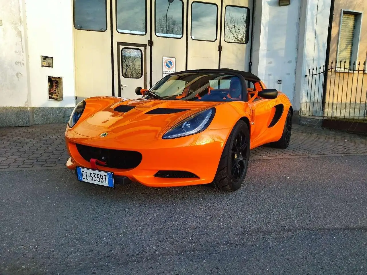 Photo 1 : Lotus Elise 2015 Petrol