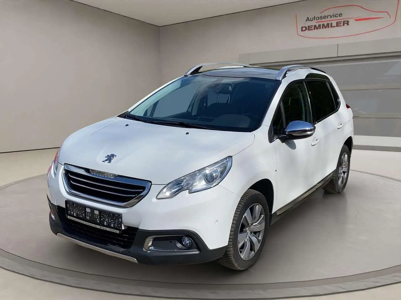 Photo 1 : Peugeot 2008 2015 Essence