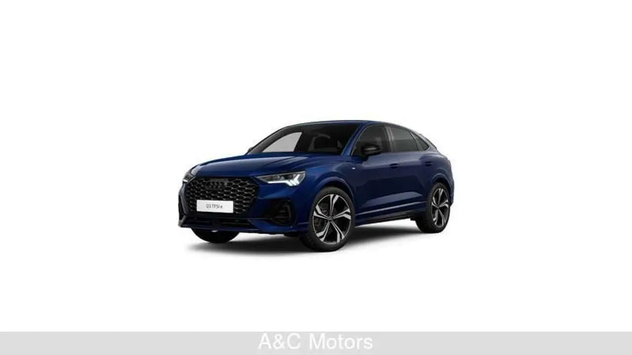 Photo 1 : Audi Q3 2024 Hybrid
