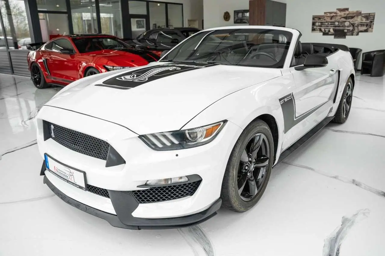 Photo 1 : Ford Mustang 2015 LPG