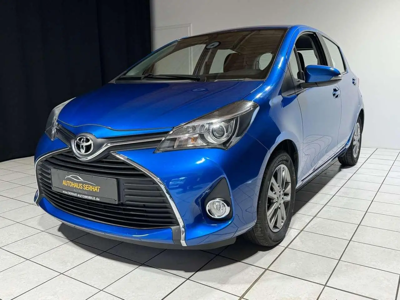 Photo 1 : Toyota Yaris 2015 Petrol
