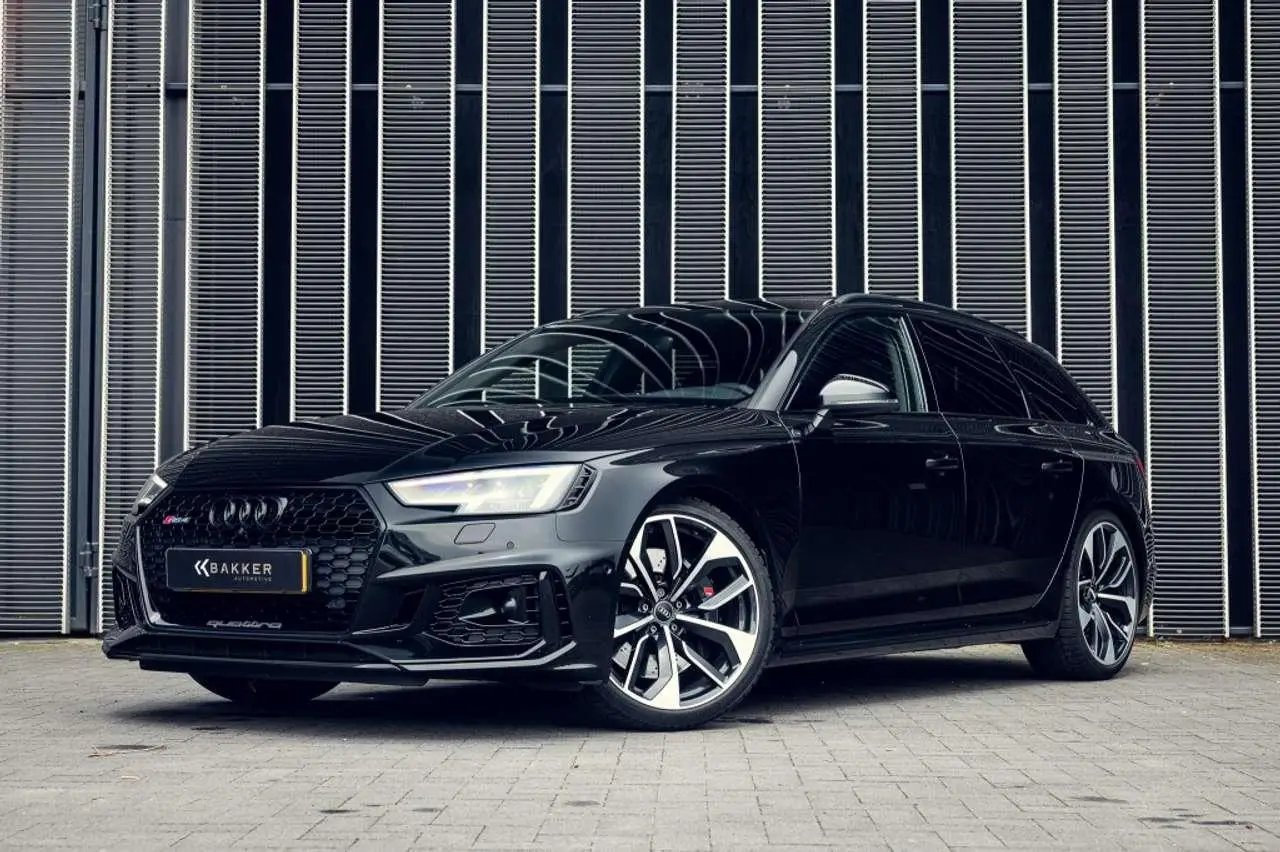 Photo 1 : Audi Rs4 2019 Essence